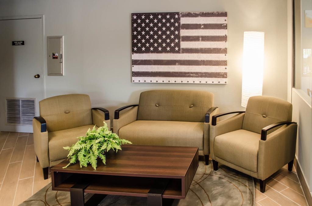 Days By Wyndham Eglin Afb Niceville