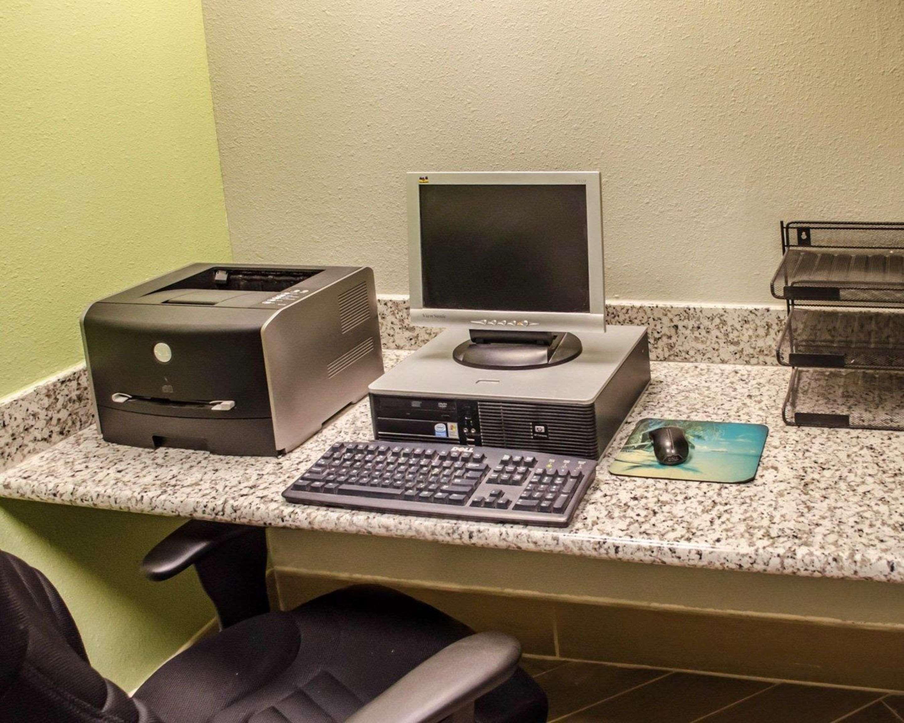 Hotel Days By Wyndham Eglin Afb Niceville