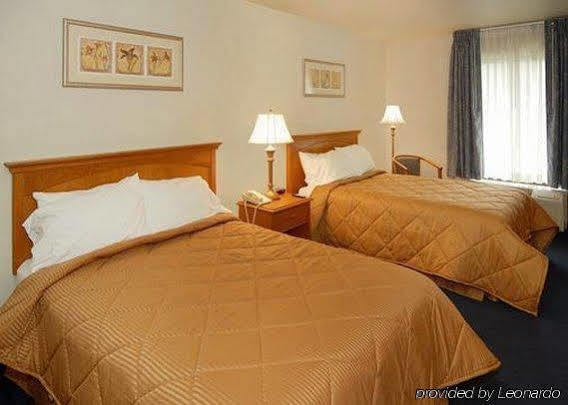 Hotel Days By Wyndham Eglin Afb 2*
