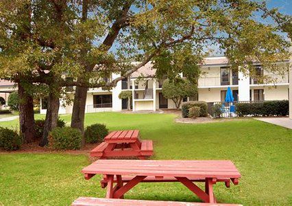 Days By Wyndham Eglin Afb Hotel 2*