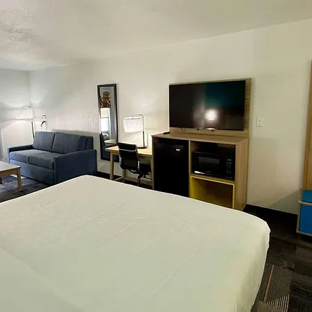 Days Inn By Wyndham Eglin Afb Niceville Exterior photo
