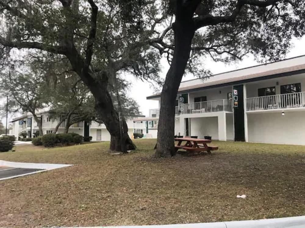 Days By Wyndham Eglin Afb 2* Niceville